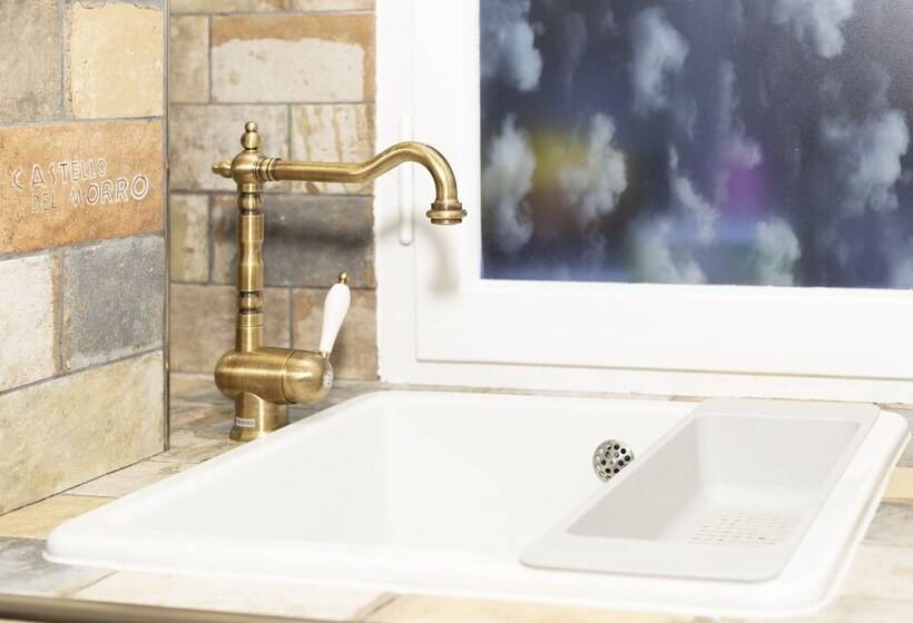 スタンダードルーム, Violetta