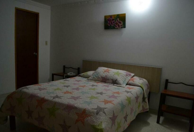 Номер Стандарт Индивидуальный, Diamante Blue