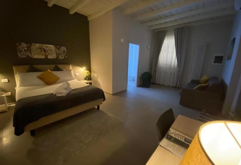 חדר סטנדרט לארבעה, Lo Stallone  Malpensa Milan Airport