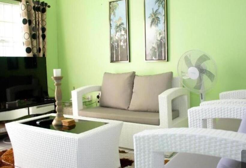 آپارتمان لوکس 1 خوابه, Silver View Apartments