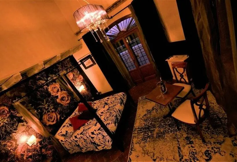プールビュースイート, Resort Villa Domus Petra