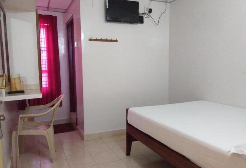 スタンダードシングルルーム, Anandan Tourist Home