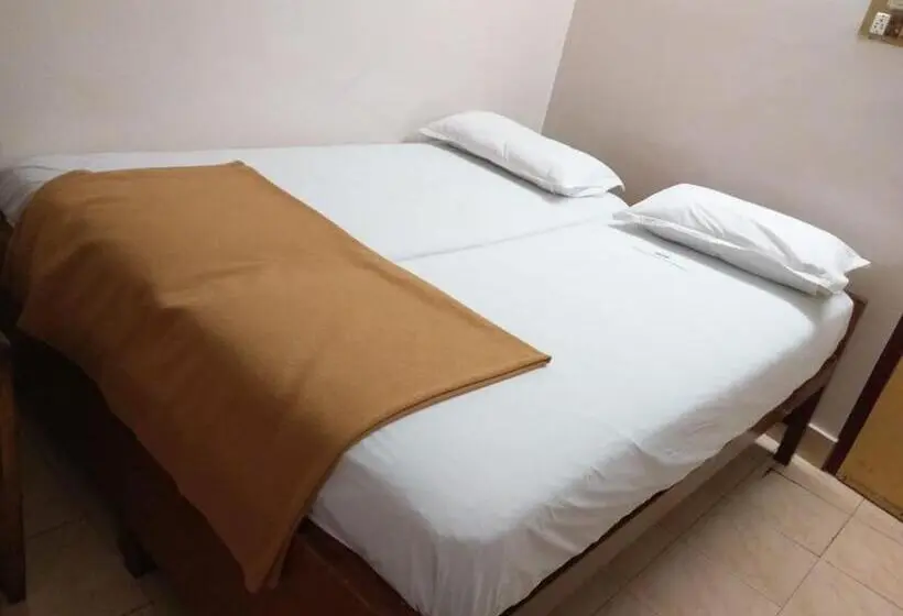 Deluxe-huone, Anandan Tourist Home