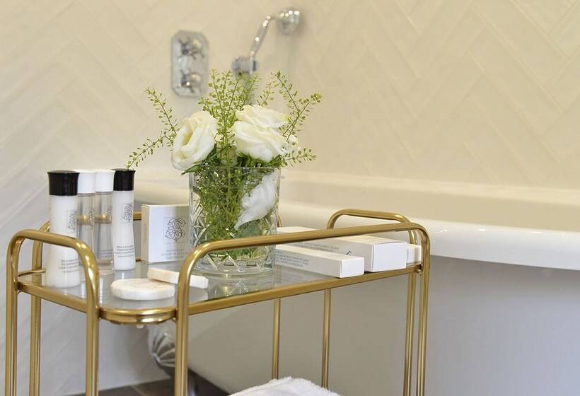 디럭스 룸 가든 전망, Château Saint Gilles   Bayeux