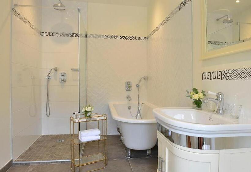 디럭스 룸 가든 전망, Château Saint Gilles   Bayeux