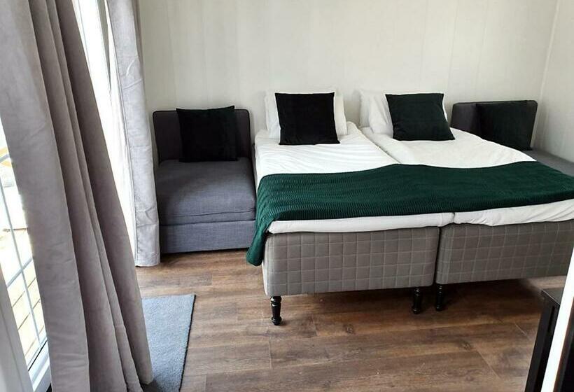 חדר משפחתי, Rasta Gotene