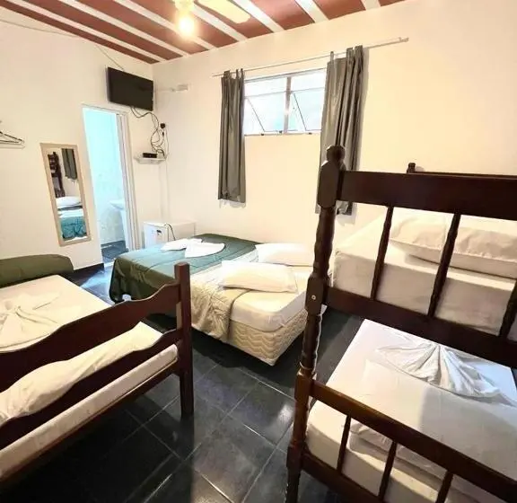 Standard Quadruple Room, Pousada Do Genesio