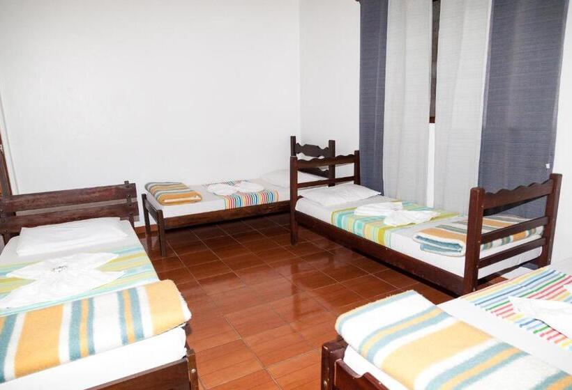 اتاق استاندارد چهار تخته, Pousada Do Genesio