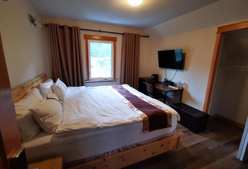 标准间, Riverfront Estate Bed&breakfast Banff