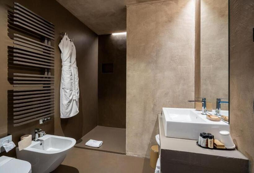 חדר סטנדרט, Bergman Mountain