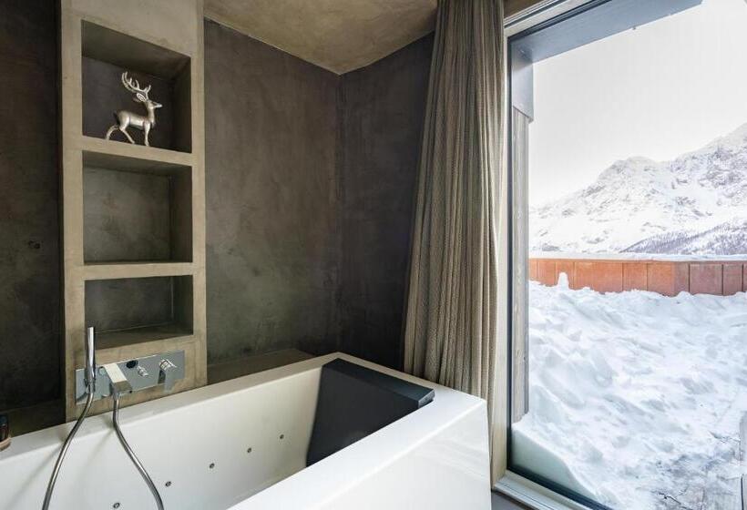 Полулюкс, Bergman Mountain