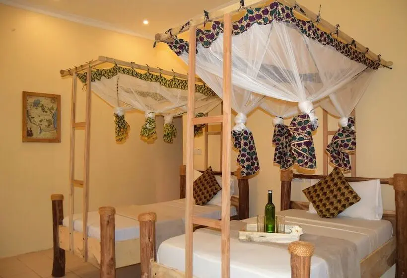 ファミリールーム, Chanya Lodge