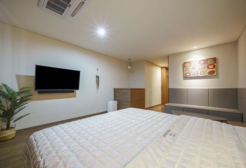 Quarto Deluxe Cama King, Mtm Family