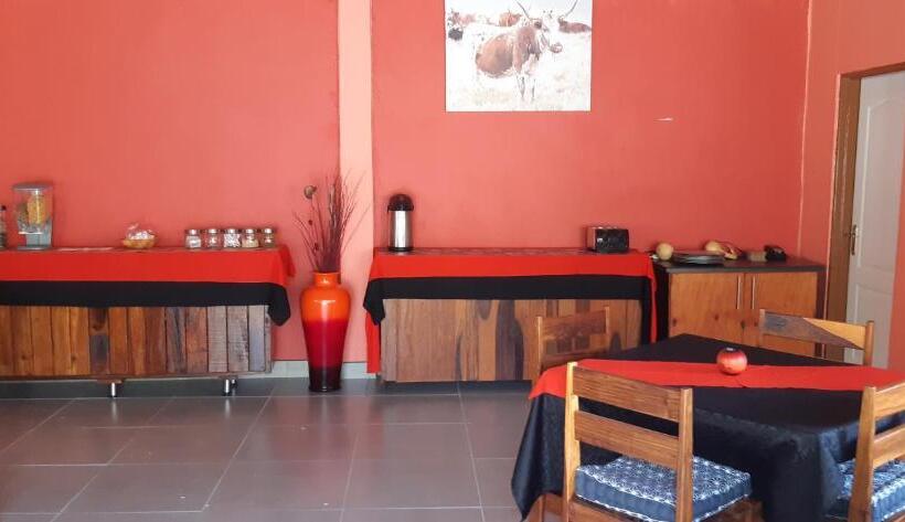 اتاق استاندارد, Riverside Guesthouse B & B