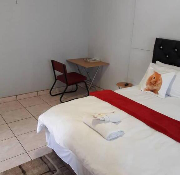اتاق استاندارد, Riverside Guesthouse B & B