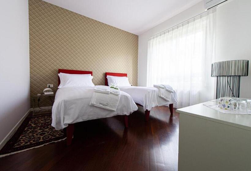 غرفة قياسية مطلّة علي الحديقة, L'angolo Di Lore B&b