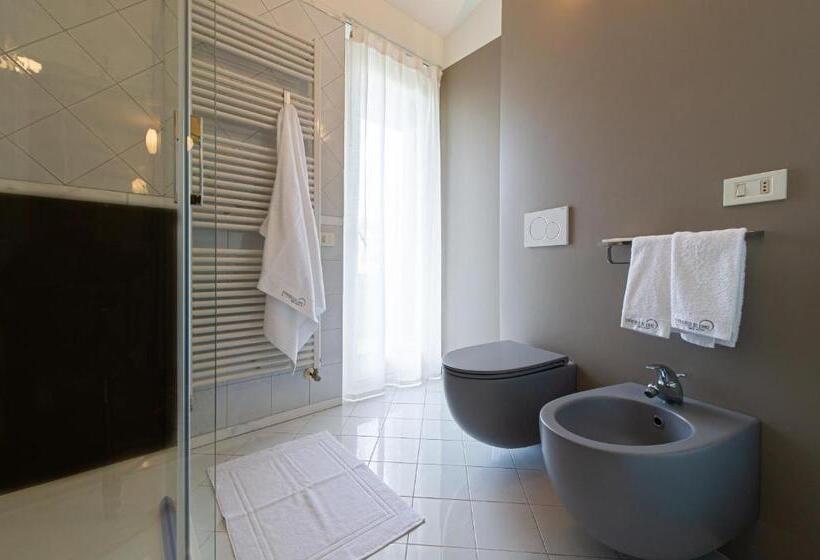 غرفة قياسية مطلّة علي الحديقة, L'angolo Di Lore B&b