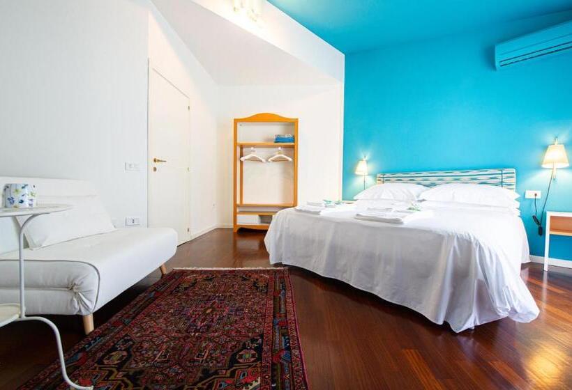 غرفة ديلوكس مزودة بشرفة, L'angolo Di Lore B&b