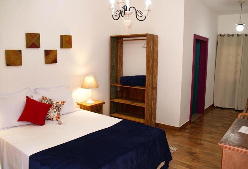 اتاق استاندارد با بالکن, Pousada Berço Mineiro