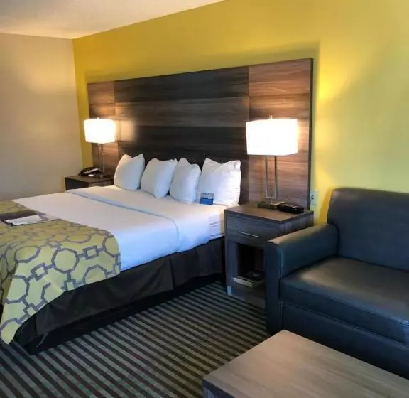 キングサイズベッドのデラックスルーム, Baymont By Wyndham Oklahoma City Airport