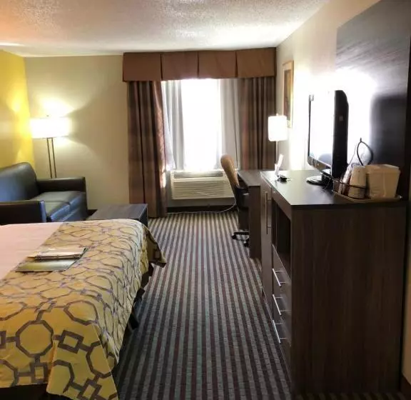 キングサイズベッドのデラックスルーム, Baymont By Wyndham Oklahoma City Airport