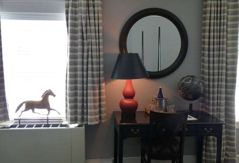 חדר דחוקס עם מיטת קינג, Colgate Inn