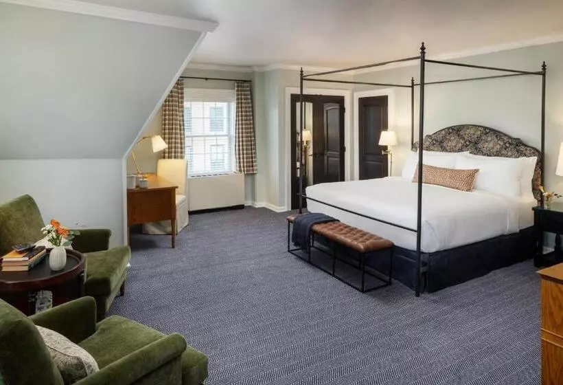 キングサイズベッドのスイートルーム, Colgate Inn