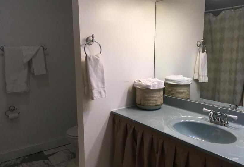 غرفة قياسية, Colts Neck Inn