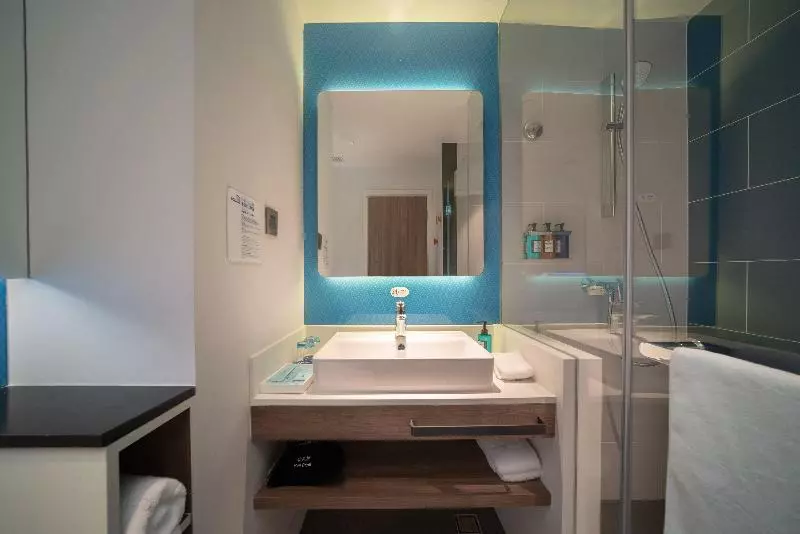 اتاق استاندارد با تخت بزرگ, Comfort Inn Kent  Seattle