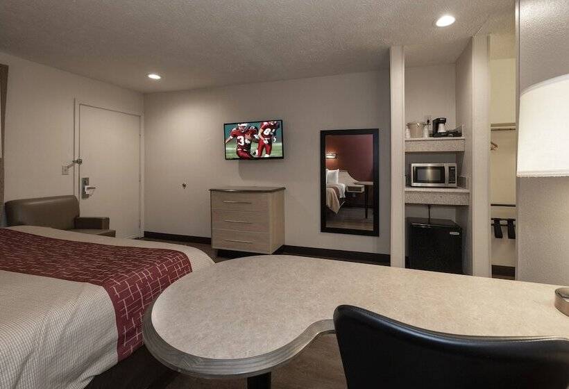 جناح, Red Roof Inn Indianapolis  Greenwood