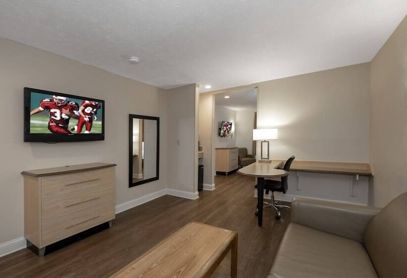 جناح, Red Roof Inn Indianapolis  Greenwood