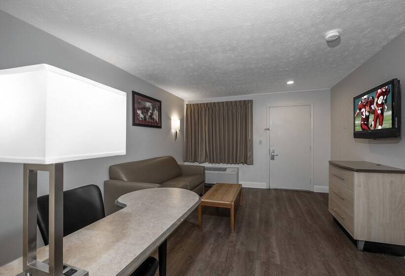 جناح, Red Roof Inn Indianapolis  Greenwood