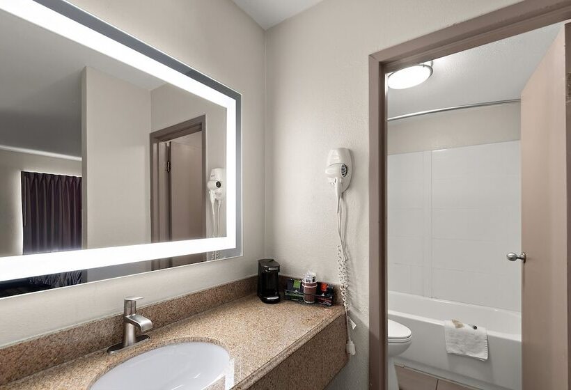 غرفة ديلوكس, Red Roof Inn Winchester, Va