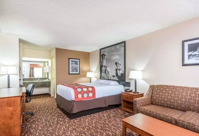 スイート, Super 8 By Wyndham Clovis