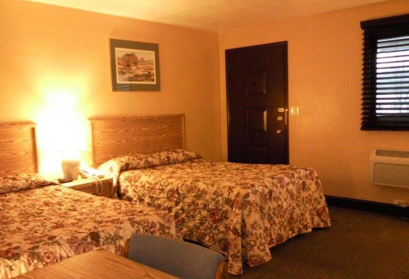 Номер Стандарт 2 Двуспальные Кровати, Colonial Inn Mercer Grove City