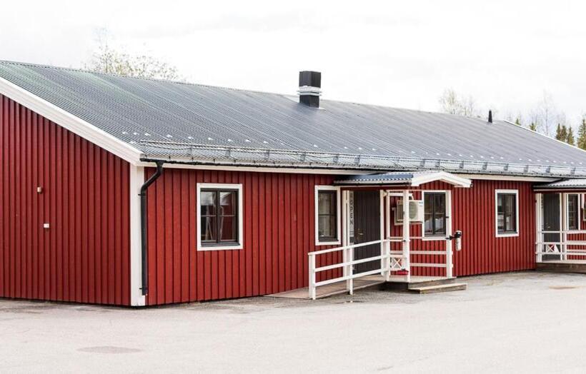 Четырехместный Номер Стандарт, Marsfjäll Mountain Lodge Vandrarhem I Saxnäs