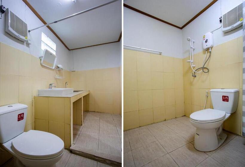 디럭스 룸, Raknatee Countryhome Resort