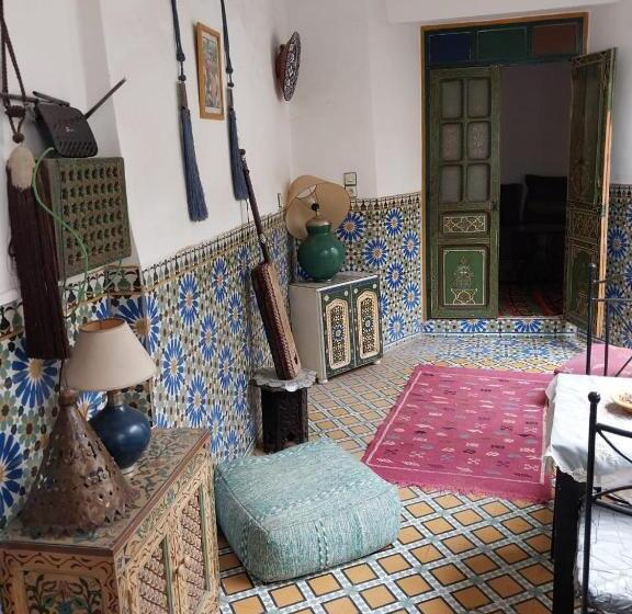 اتاق استاندارد اینتریور, Riad Redous