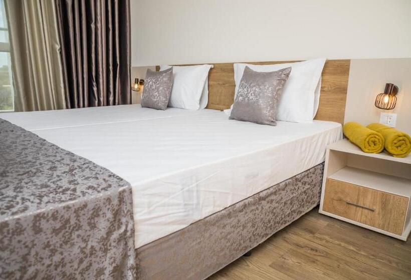 Апартаменты 2 Спальни, Allure Beach Resort Apart