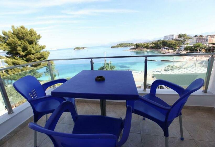 Студия Стандарт Вид на Море, Esmerald Ksamil