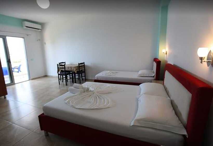 Студия Стандарт Вид на Море, Esmerald Ksamil