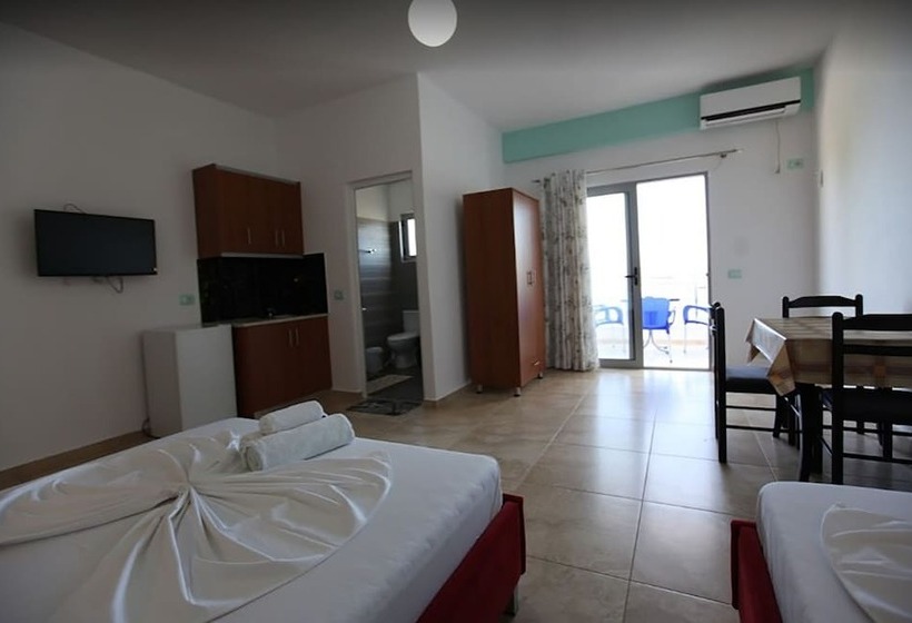 Студия Стандарт Вид на Море, Esmerald Ksamil