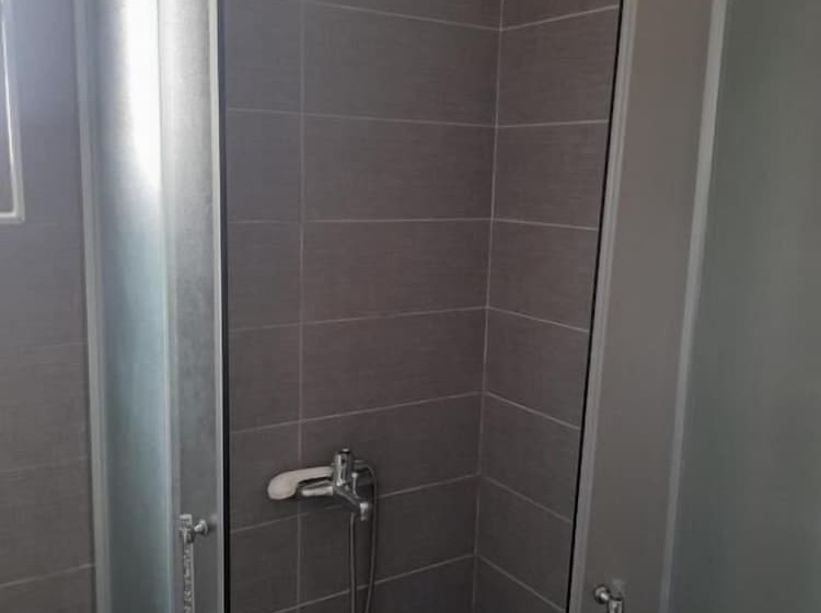 Студио Стандарт Вид на Сад, Esmerald Ksamil