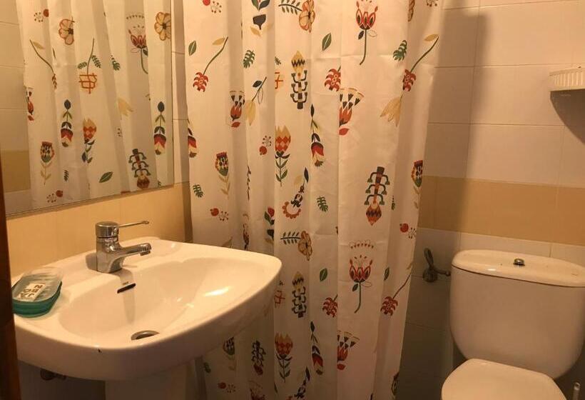 스탠다드 룸, Entrerrobles