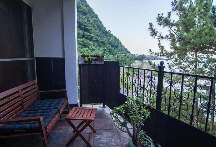 带海景的标准房, Isana Resort