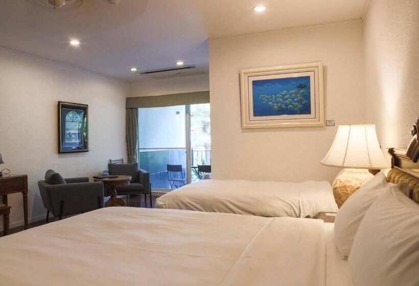 带海景的高档三人间, Isana Resort