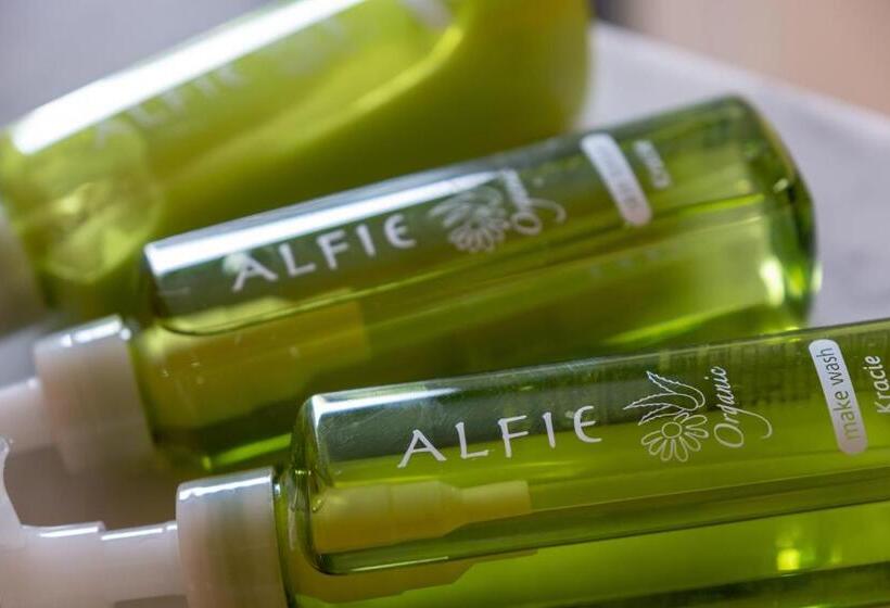 高级套房, Isana Resort