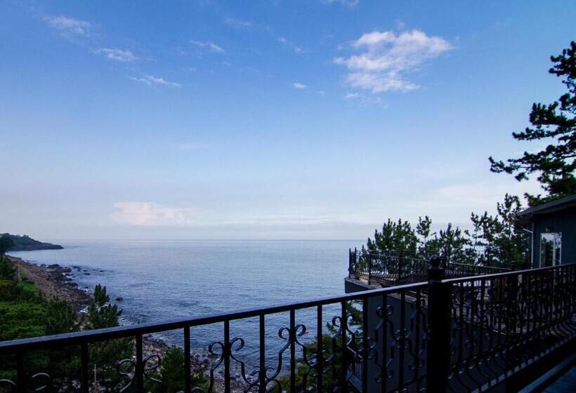 套房, Isana Resort