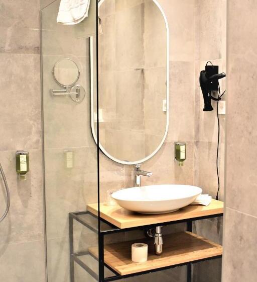 اتاق سوپریور یک تخته, Korpa Deli Rooms