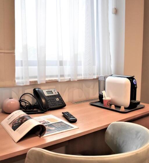 اتاق سوپریور یک تخته, Korpa Deli Rooms